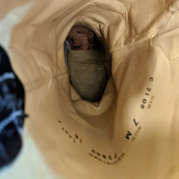 Corral Lizard Inlay Distressed Black Western Boots Floral Design C2108 Womens 7M - Picture 6 of 7